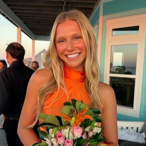 Meet your Posher, Sterling